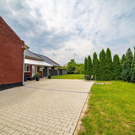 Ro-Land Vendeghaz Daire Miskolc Dış mekan fotoğraf