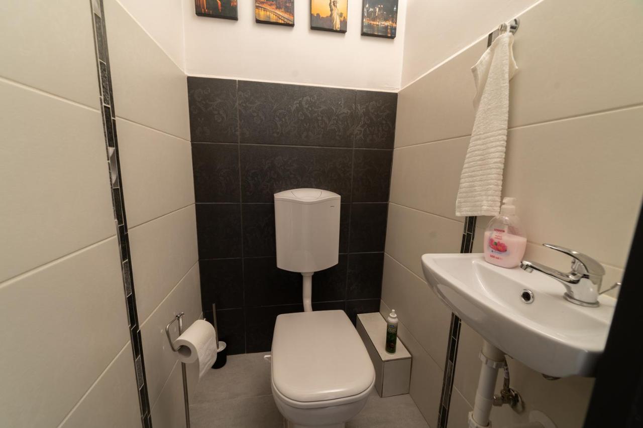 Ro-Land Vendeghaz Daire Miskolc Dış mekan fotoğraf